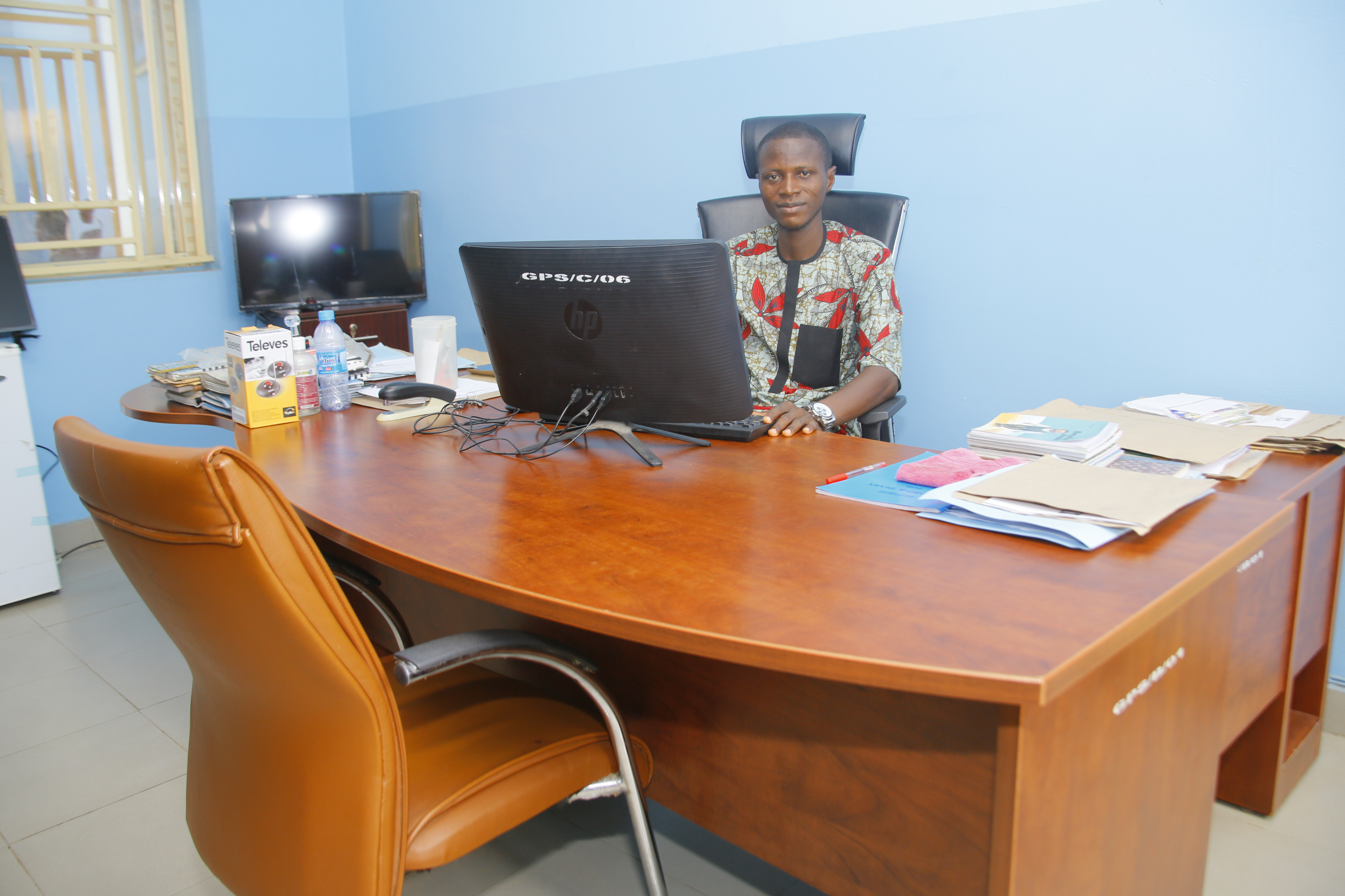 Lead teacher with students